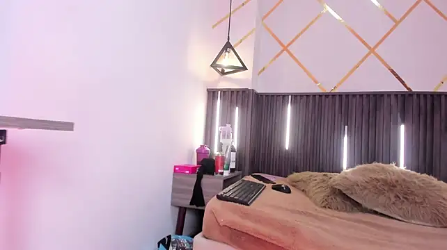 MeganNightt's Live XXX Chat