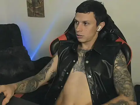 Masterdave7's Live XXX Chat