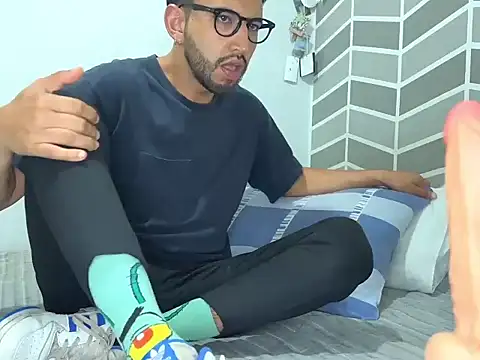 thomass1018 Webcam Show