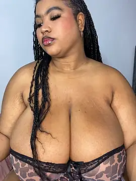 Chat XXX ao vivo de AinaraJimenez
