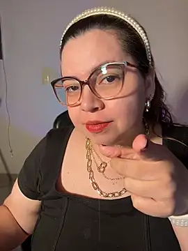 Just_caroline's Live XXX Chat