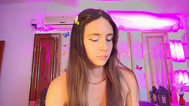 AmeliaRousse's Live XXX Chat