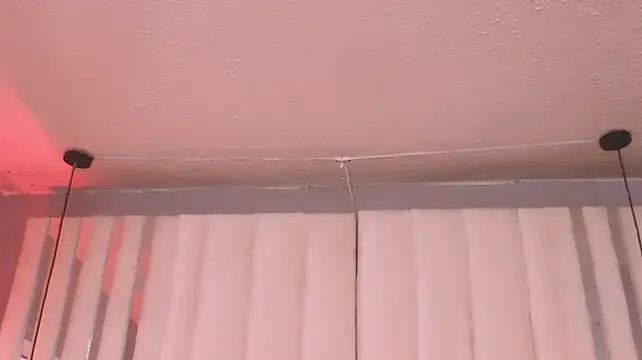 צ'אט XXX בשידור חי של Megan_Do_Santos