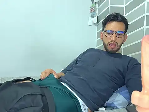دردشة thomass1018 الجنسية المباشرة