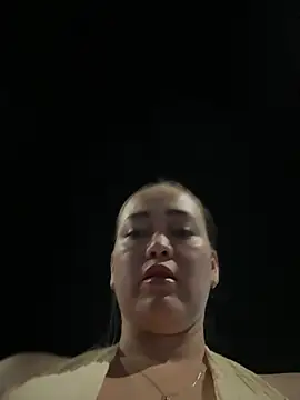 DanielavegaxのライブXXXチャッ  ト