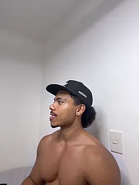 XXX chat uživo modela XavierColeman