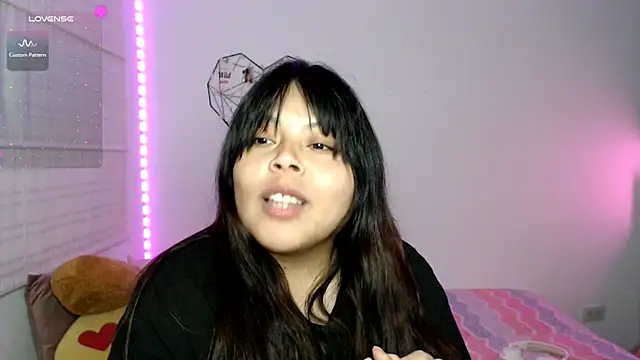 EllieMoonX's Live XXX Chat