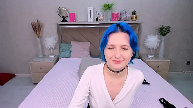 MiaKarlos XXX чат на живо