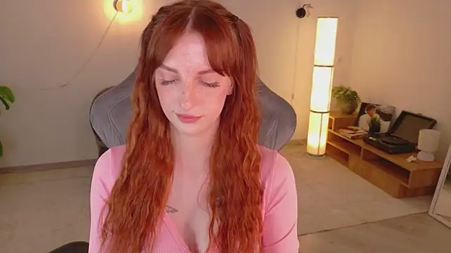 Chat +18 de Milla_K1ss ao vivo
