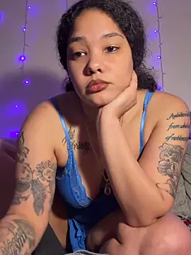 Chatroom XXX en direct de tastylolaaa