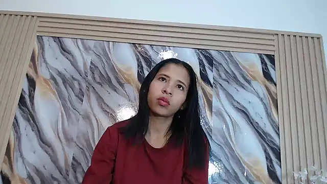 Samantha_Fox69_ Adlı Modelin Canlı XXX Sohbeti
