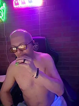 Chatroom XXX en direct de chronic_vibez