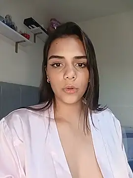 Chat +18 de roxxy9234 ao vivo