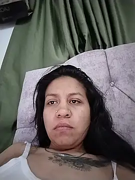 Chat +18 de Tiphanydirty3 ao vivo