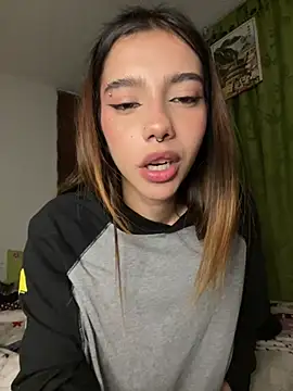 MiaaCute-'s Live XXX Chat