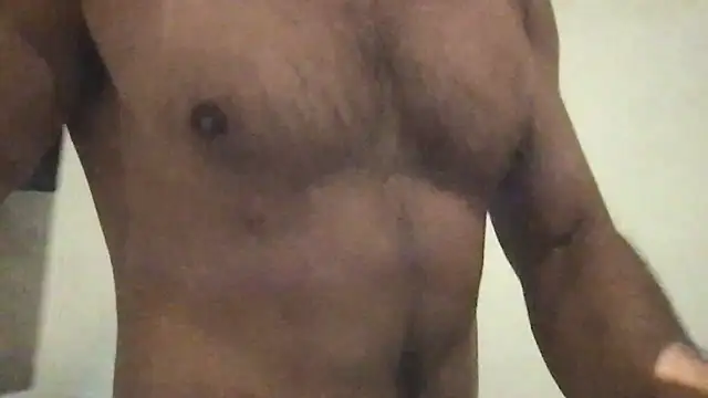 צ'אט XXX בשידור חי של BigGuyMuscle