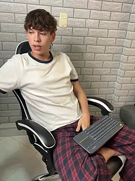 Sembang XXX Secara Langsung Nicola_hard
