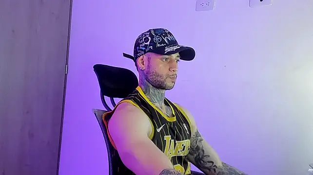 _jamesleandros1 Live XXX-Chat