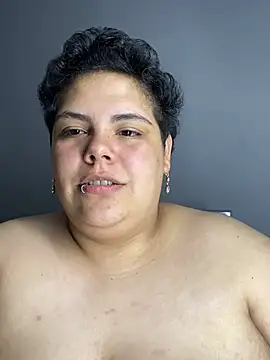 Chat XXX ao vivo de Hailey_Curvy