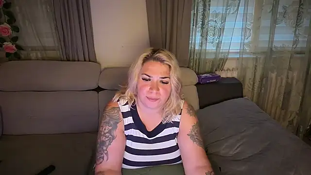 Monageil – Live XXX-chat