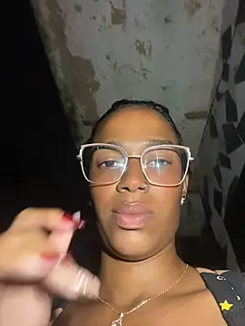 FlorSalvaje_'s Live XXX Chat