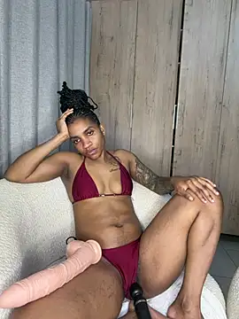 Milkypucy Live XXX-Chat