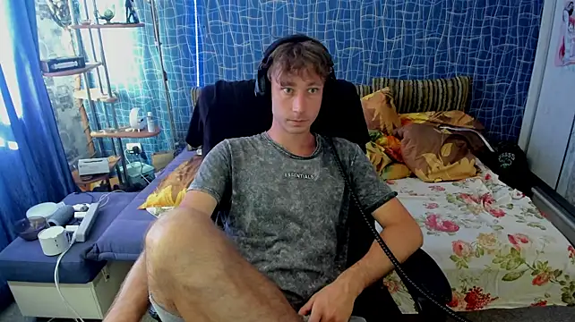 CuteBoy228n Live XXX chat