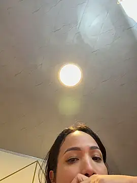 Chat XXX en directo de SQUIRTINGQUEEN11