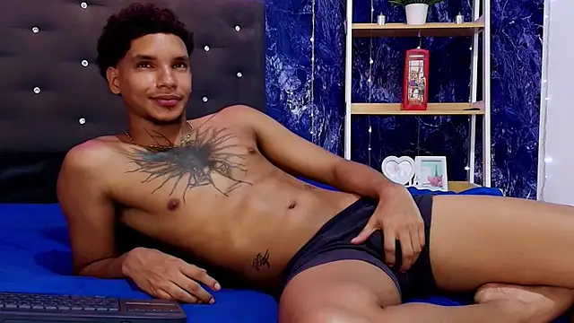Chat XXX Live kai_storm77