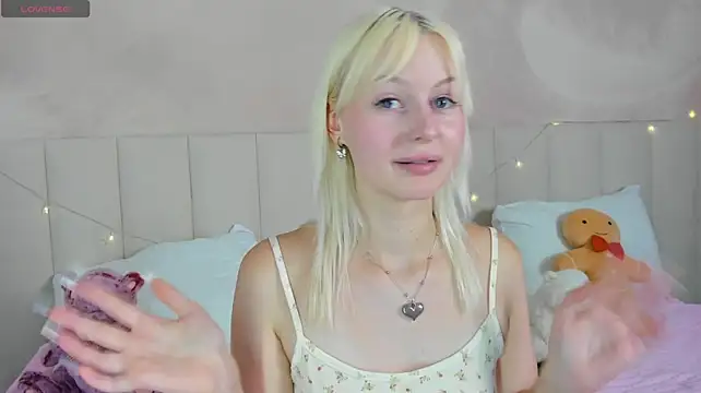 AdeleSilvy Chat XXX live
