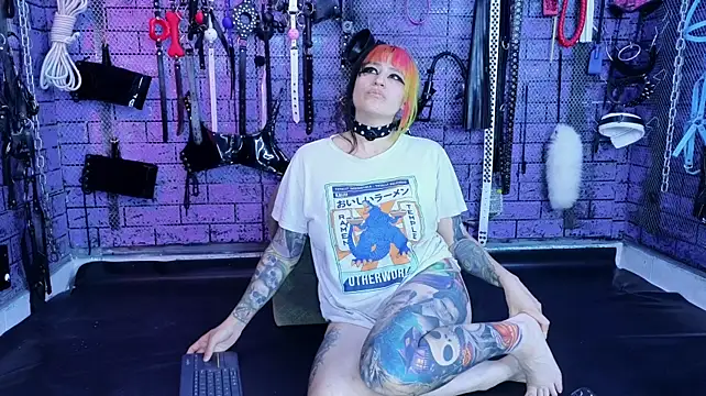 PANDORANEZZ – Naživo XXX chat