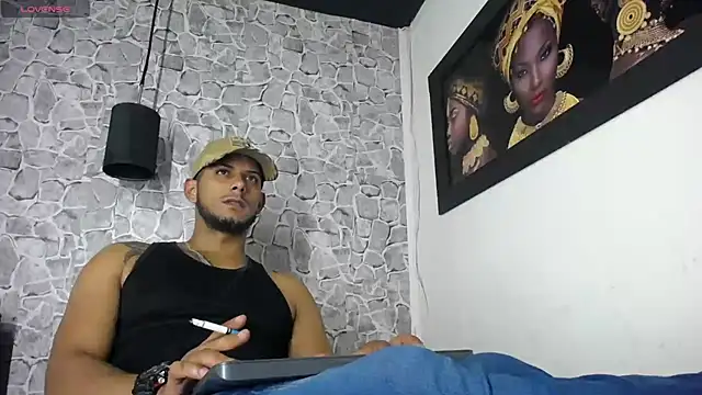 دردشة Chris_Dick23 الجنسية المباشرة