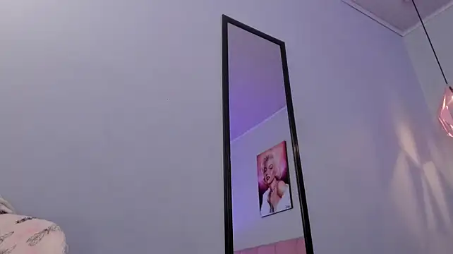 ScarletGV Chat XXX live