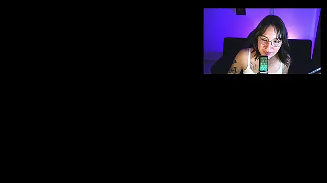Yuliennegg Chat XXX live