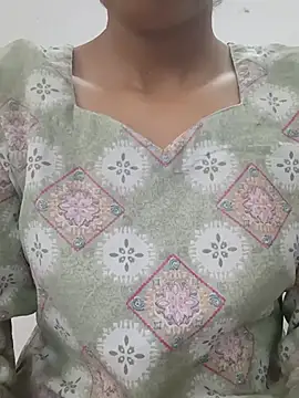 Chat +18 de KumarSilencesex21 ao vivo