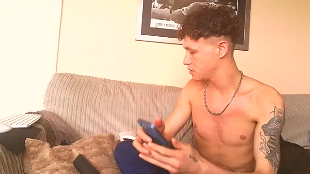 AdGibPrv Chat XXX in diretta