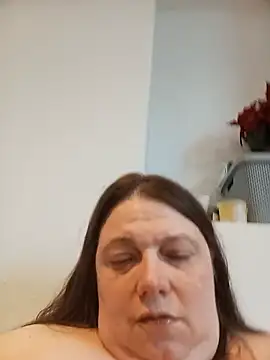 HotHornyEmmaX Chat XXX live
