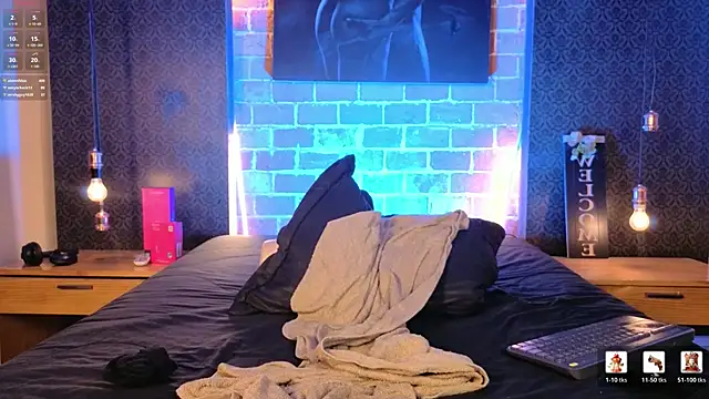 GrayAndrews' Live XXX Chat