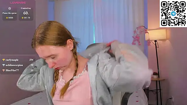 LiliTiny – Naživo XXX chat