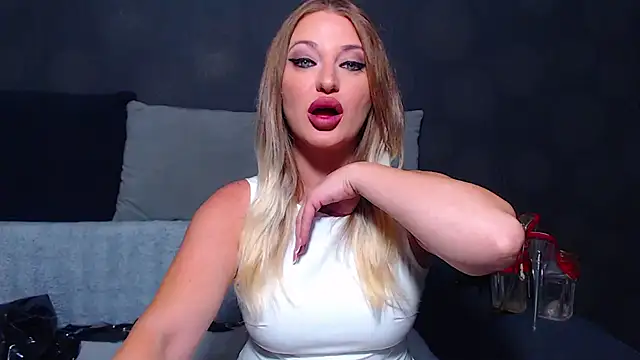 GodessJulia – Live XXX-chat