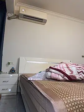 llkiki Adlı Modelin Canlı XXX Sohbeti