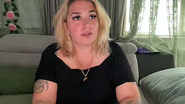 Monageil – Live XXX-chat