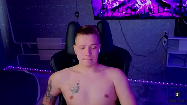 Karl_Night_ élő XXX-chatje