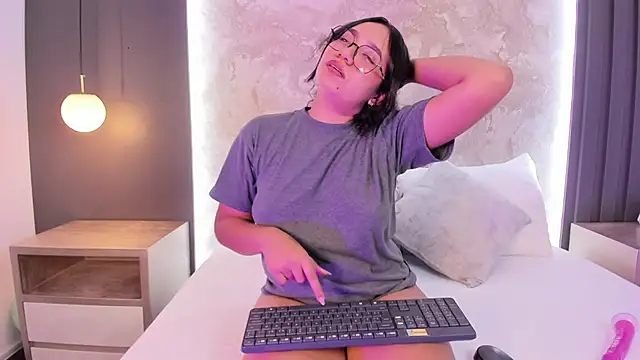 Chatroom XXX en direct de alysson_moon_