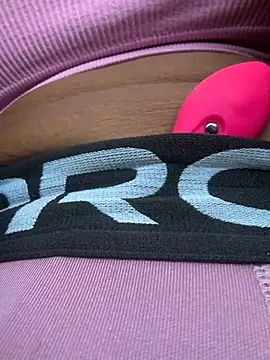 F3ckd0lllucy Webcam-Show