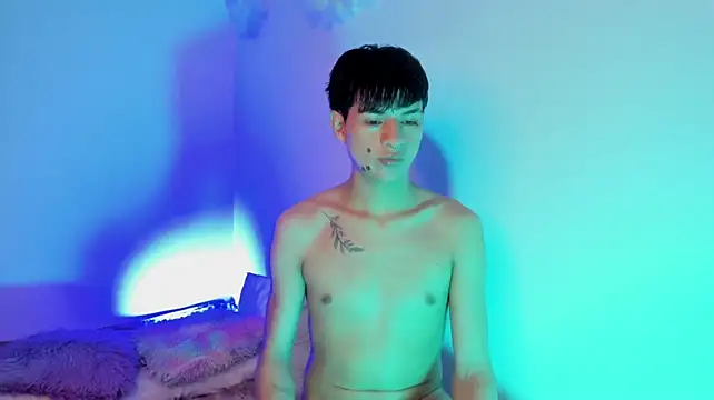 AleaurarashiiのライブXXXチャット