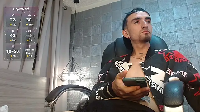 Živý XXX chat MykeCastle