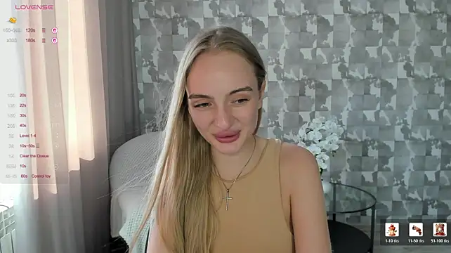 Chat +18 de A_delina ao vivo