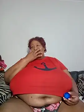 nancy111 – Naživo XXX chat