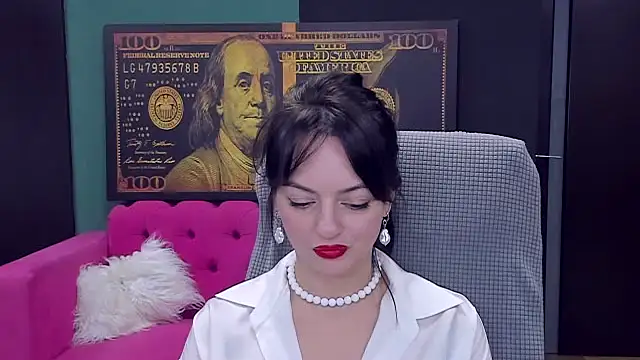 Chatroom XXX en direct de BellaRowan